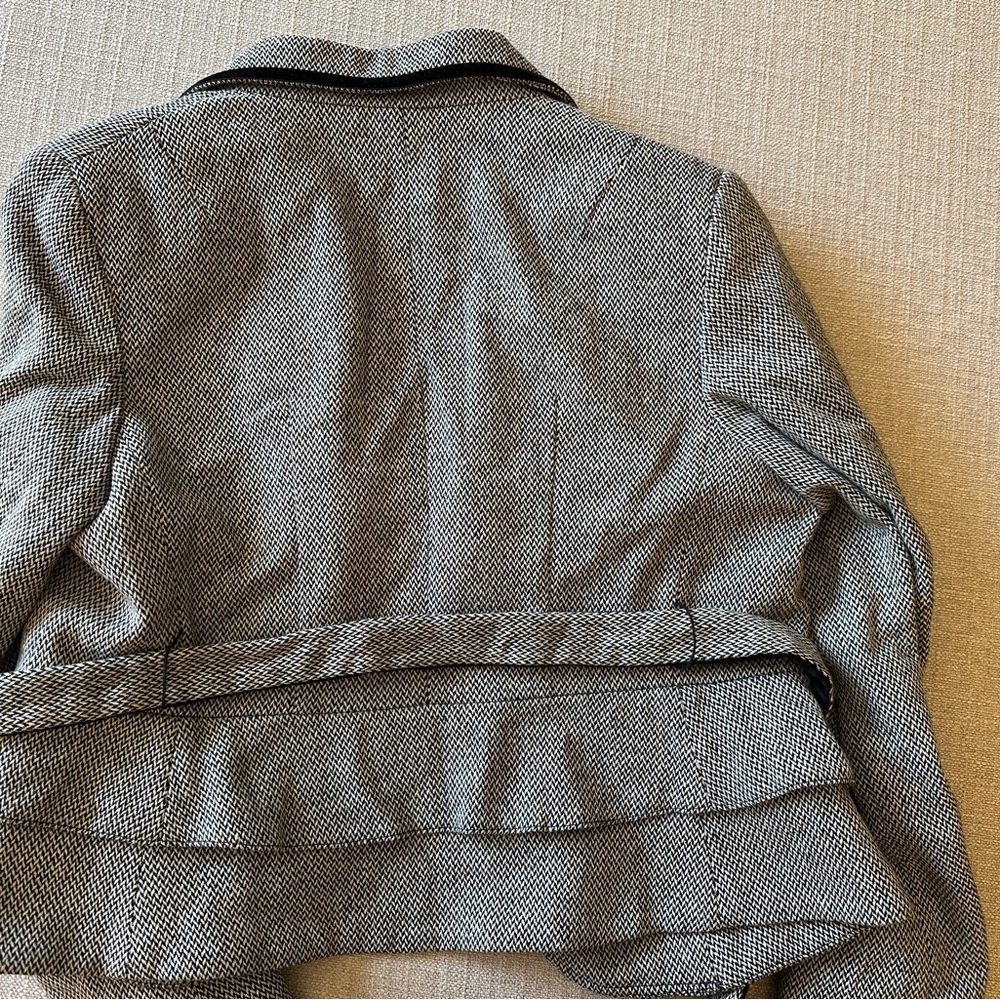 Wool Blazer - Picture 2 of 3